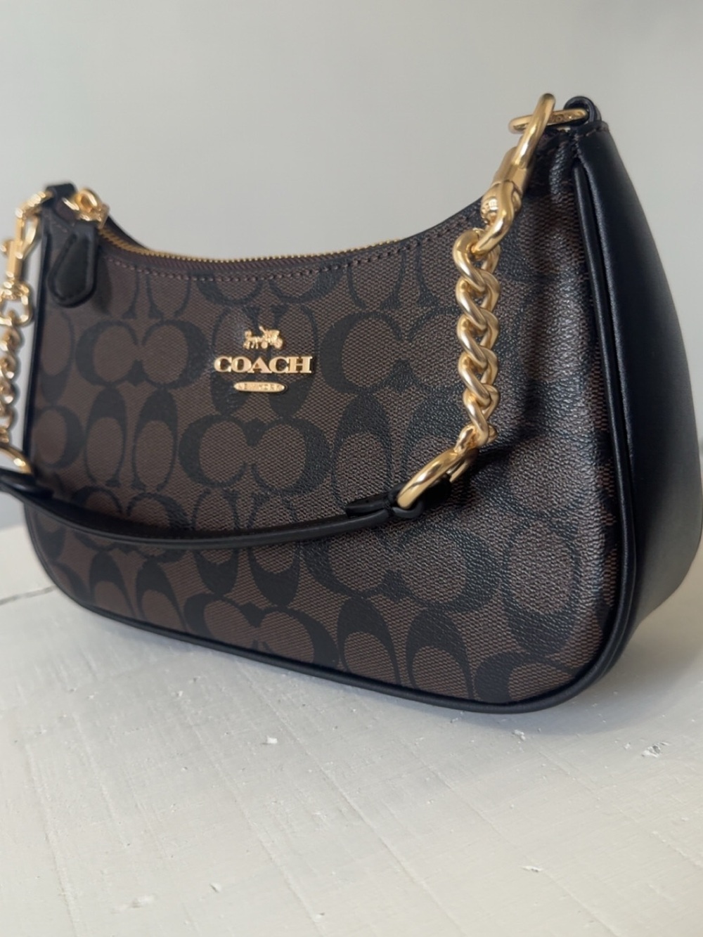 COACH Teri Shoulder Bag In Signature Canvas Black ( New) ( Same Day Shipping) - Picture 2 of 11